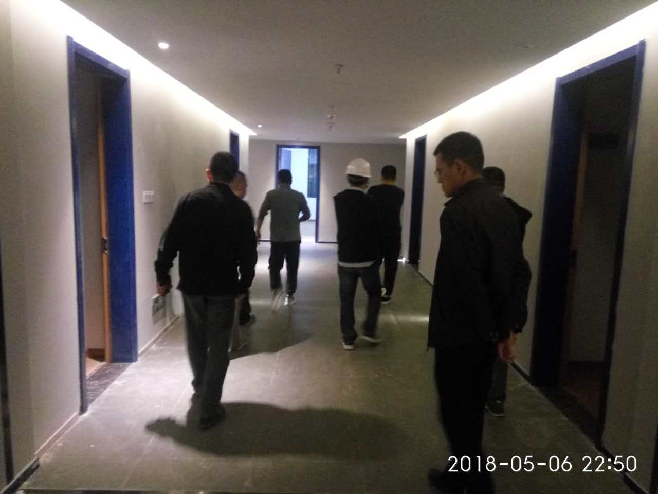 2018年5月6日甲方晚歸趕到工地完美驗(yàn)收